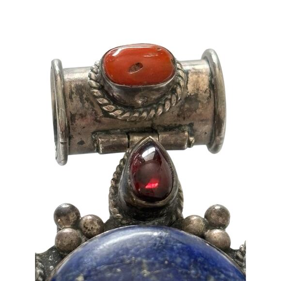 925 Sterling Silver Blue Lapis Red Coral Garnet Ornate Oval Pendant Native 40g - Picture 6 of 11